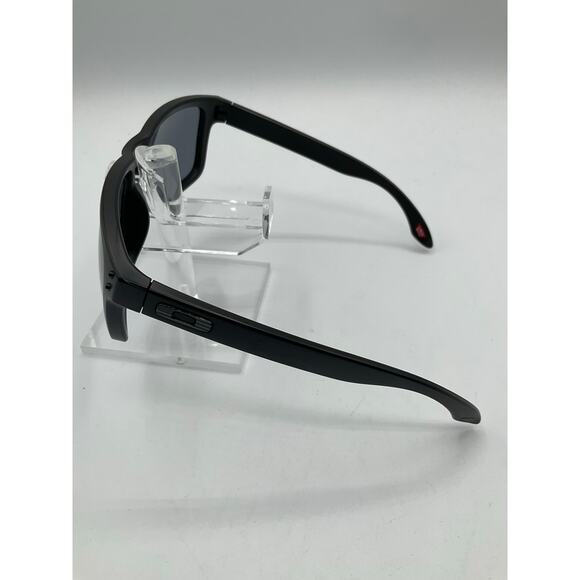 Oakley Holbrook OO9102-E 555 Sunglasses - Picture 4 of 9